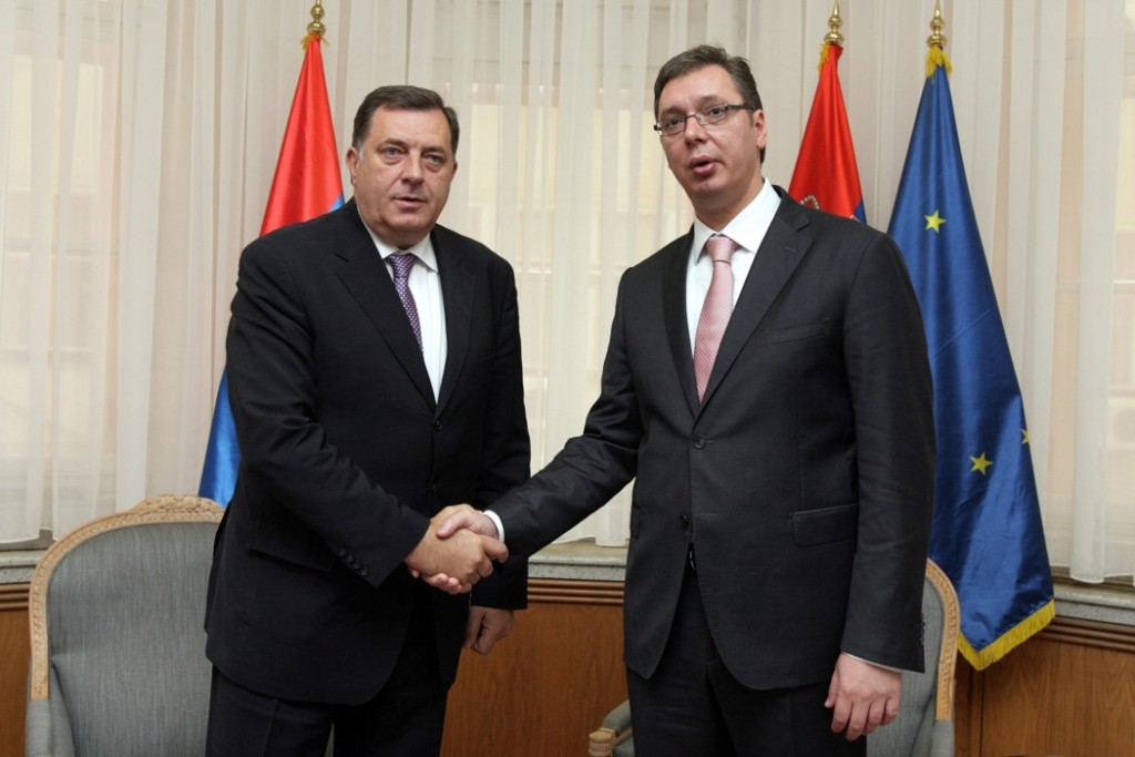 dodik-vucic-1050x700